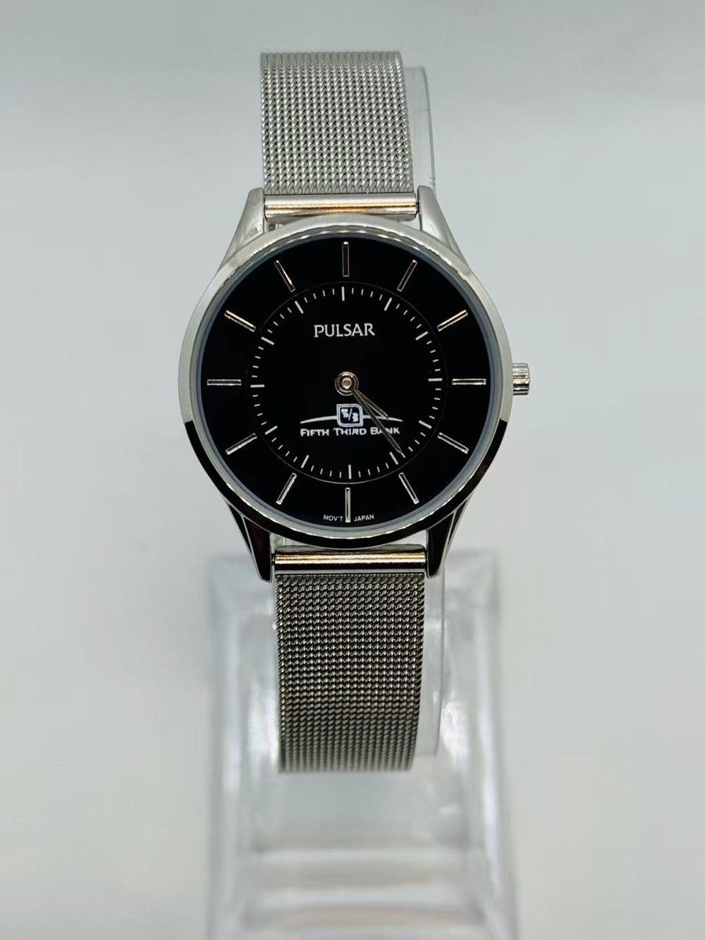 Vintage Pulsar Men’s Quartz Watch Black Dial Mesh Band 29mm New Battery Runs